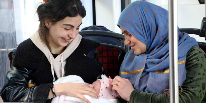 Bebeğine hayatlarını kurtaran hemşirenin adını verdi: Kızıma baktıkça onu hatırlayacağım