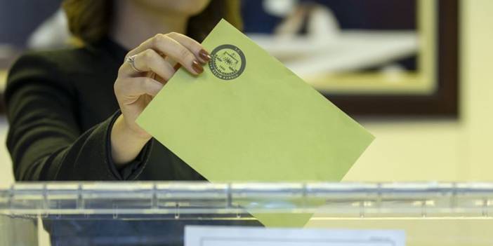 İktidar seçimi erteleyecek mi? Meclis koridorlarında çok bilinmeyenli seçim denklemi