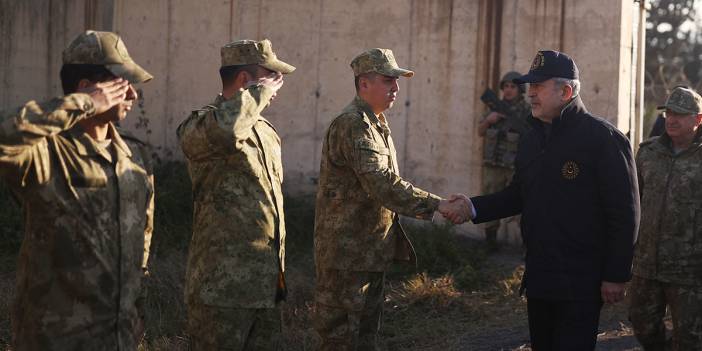 Akar: Depremde 100 arkadaşımızı kaybettik