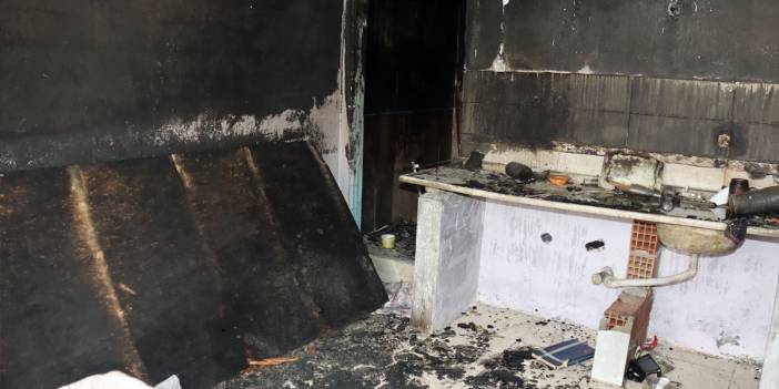 Cezaevinden çıkan eşiyle tartışıp evi yaktı