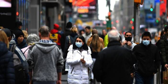 Kovid-19'un bu zararı dünyada ilk kez görüldü: Ailesinin yüzünü unuttu
