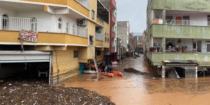 Sel felaketinde can kaybı 16'ya yükseldi