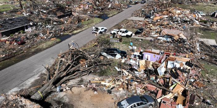 Taş üstünde taş kalmadı! ABD'deki hortum felaketinde ölü sayısı artıyor