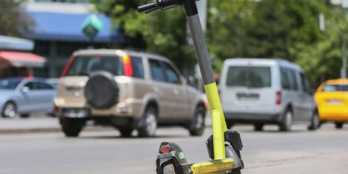 Dünyada ilk: Elektrikli scooterlar yasaklandı