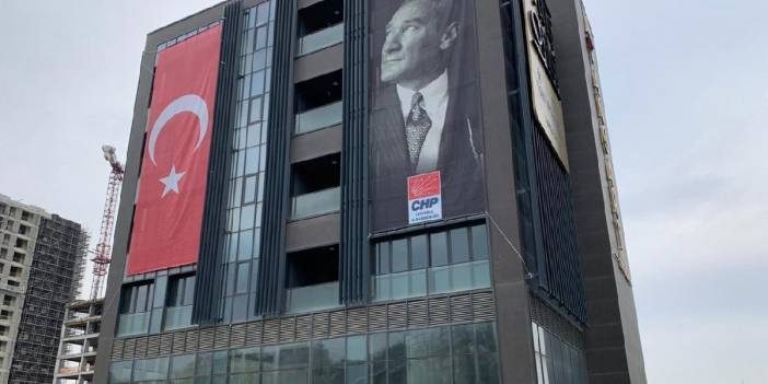 CHP İstanbul İl Başkanlığı binasına silahlı saldırı