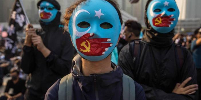 İngiliz Üniversitesi Pekin'in korkunç uygulamasını ortaya çıkardı: Türkiye'deki her 5 Uygurdan 4'ü Çin'in hedefinde