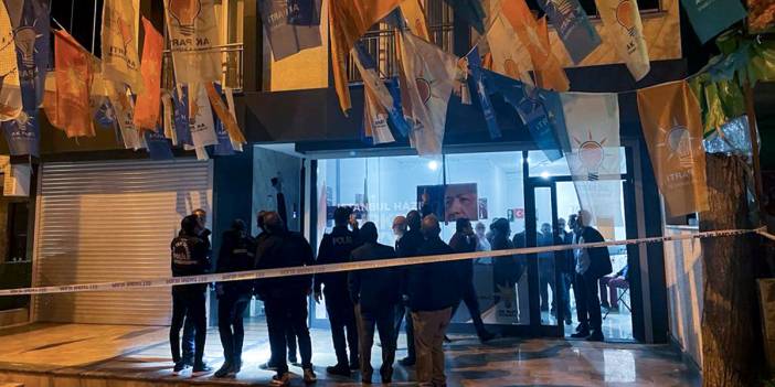 AK Parti'nin 2 bürosuna saldırı girşimi