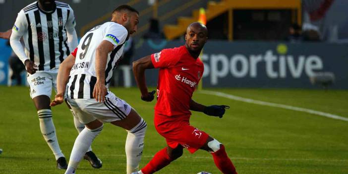 Kartal zafere kanatlandı! Ümraniyespor:0 Beşiktaş:2