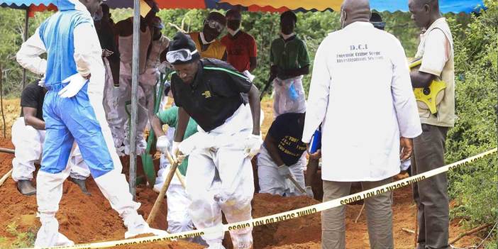 'Hz . İsa ile tanışacaksınız' vaadiyle kandırıldılar: 'Açlık tarikatında' ölü sayısı artıyor