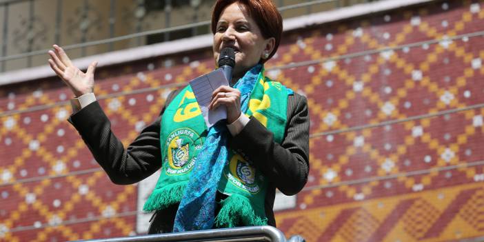 Akşener'den Bozdağ'a 'şampanya' yanıtı: Benim bulunduğum yerde kadeh kalkmaz