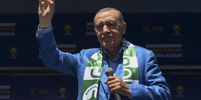 Erdoğan 'Evet, her şey güllük gülistanlık değil' diyerek kabul etti: Liderinizi soğana, patatese kurban etmeyin