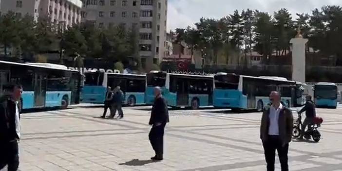 İmamoğlu'nun Erzurum mitingine belediye otobüsüyle engelleme: Bu nezaketsizliğin kara lekesini taşıyacaksın