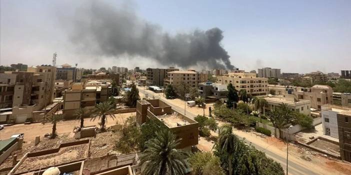 Sudan’da çatışmalar kızışıyor: Ordu emekli askerleri kışlaya çağırdı