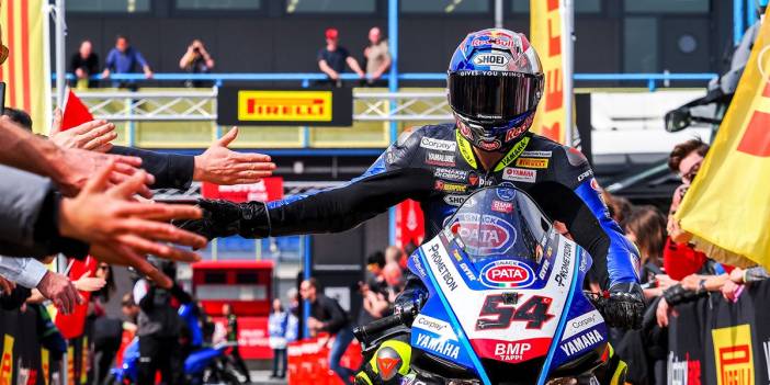 Milli motosikletçi Toprak Razgatlıoğlu, İtalya'da ikinci oldu