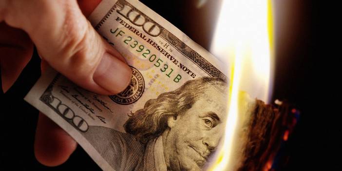 Dolar 22 TL'yi, euro 24 TL'yi aştı! TL'de bir günde yüzde 6'lık değer kaybı