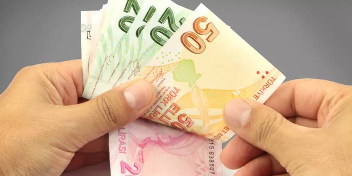 Asgari ücret 11 bin 402 lira oldu