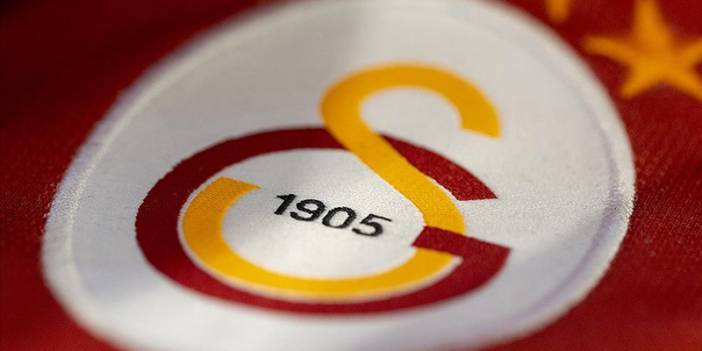 Galatasaray'dan Türk futbol tarihine geçecek anlaşma! Aslan bombayı patlattı: 9 yıl sonra bir ilk...