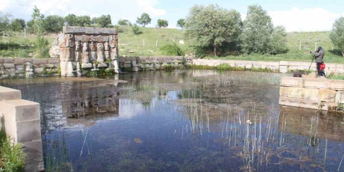 Dünyada bir benzeri yok! Konya'da görenleri büyüleyen tapınak