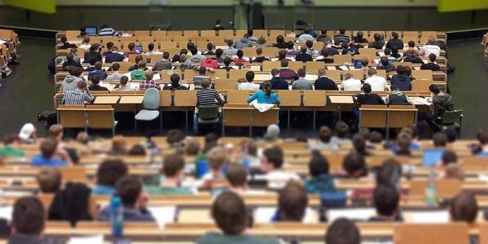 40 üniversiteye 52 yeni fakülte: 39 enstitü, fakülte ve yüksekokul kapatıldı