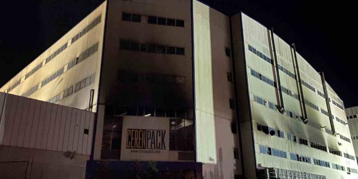Arnavutköy'deki fabrika yangını 20 saat sonra kontrol altında