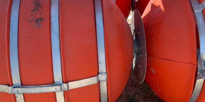 ABD'de göçmenlere karşı insanlık dışı önlem: Sınıra testereli şamandıra