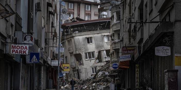 6,5 milyon konut depreme karşı riskli: Çözüm güçlendirme veya dönüşüm