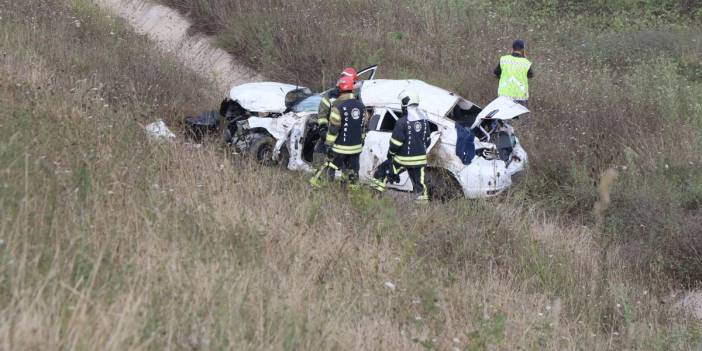Kuzey Marmara Otoyolu'nda kahreden kaza: Baba ve iki oğlu öldü