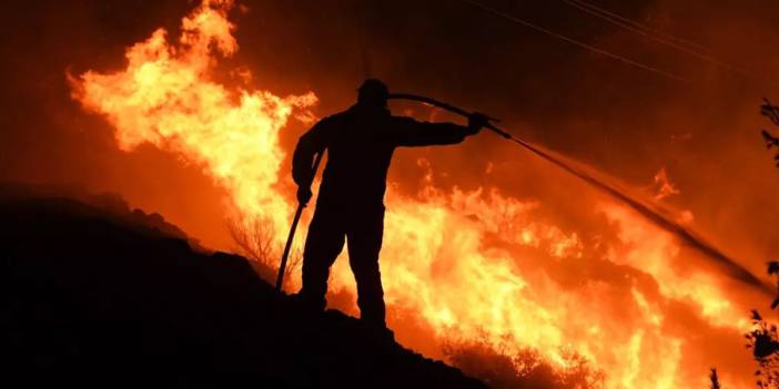 AB'de son 23 yılın en büyüğü... Yunanistan 10 gündür yanıyor!