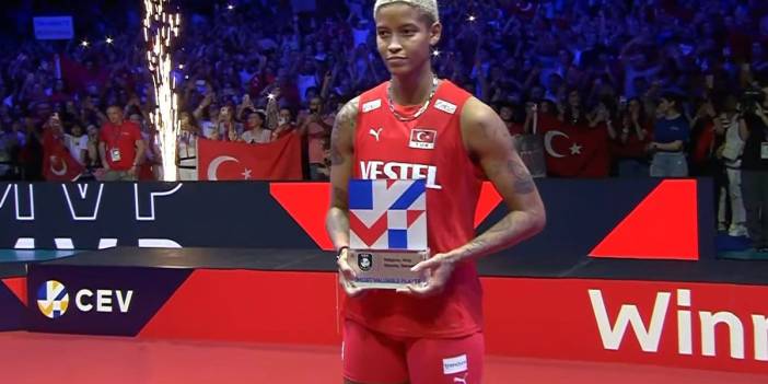 Vargas turnuvanın MVP'si seçildi: Vargas maça da damga vurdu