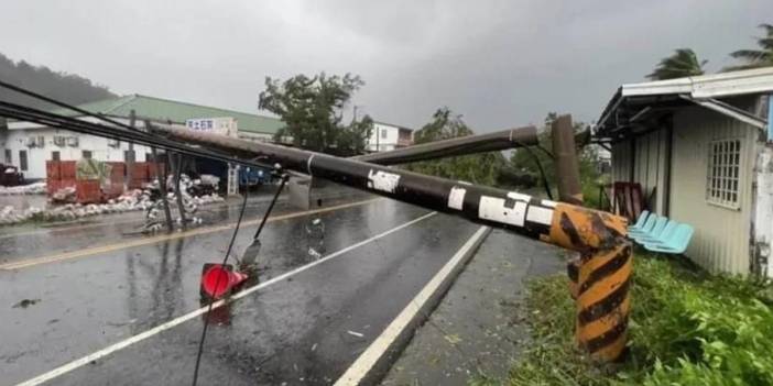 Tayvan'ı vurdu, Çin'e doğru ilerliyor: Asya'da 'Haikui' kabusu