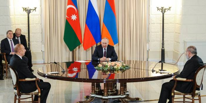 Putin 'gerginlik var' iddialarını reddederek duyurdu: Ermenistan, Azerbaycan'ın Karabağ egemenliğini tanıdı