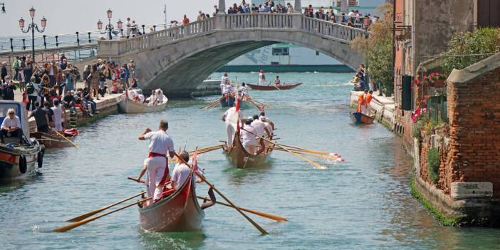Venedik'e 5 euro ayakbastı ücreti: Karar onaylandı, turistlerden alınacak