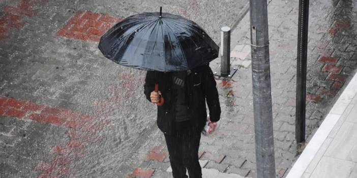Meteoroloji o illeri işaret etti: Sağanak yağışa dikkat!