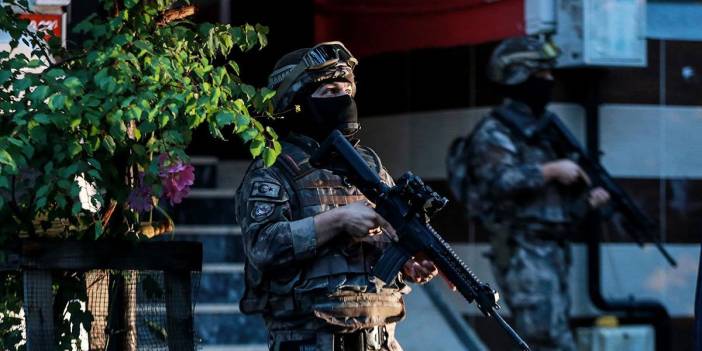 İstanbul'da IŞİD ve El Kaide'ye operasyon: 9 gözaltı