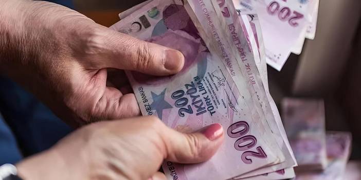Emekliye zam oranı belli oldu: Yeni maaşlar ne kadar olacak?