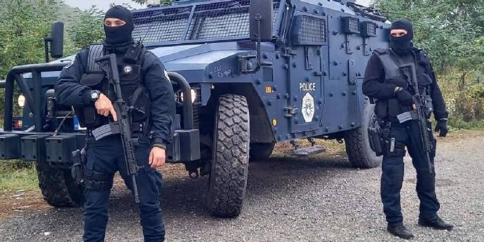 Kosova’nın sınır bölgesinde gerginlik: Sırplar polislere saldırdı, ölü ve yaralılar var