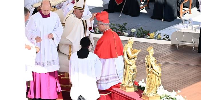 Özel tören düzenlendi: Katolik Kilisesi’ne 21 yeni kardinal