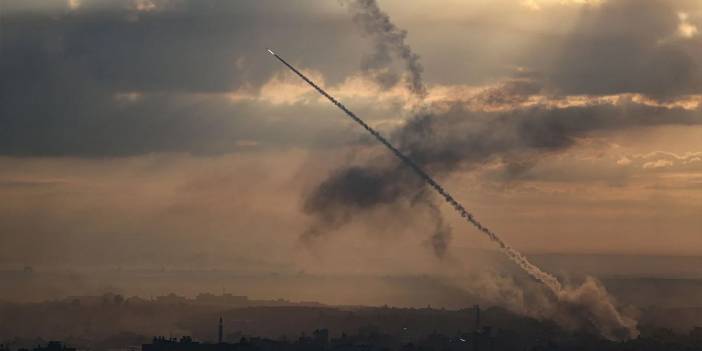 Hamas İsrail'e 'son yılların en büyük saldırısını' başlattı: 'Sınır kapısı ele geçirildi' iddiası