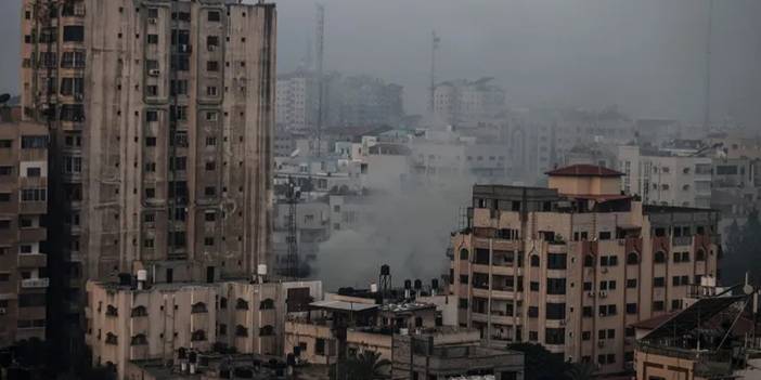 İsrail'den Gazze'ye mal ve yakıt yasağı