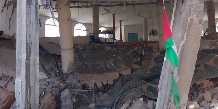 İsrail, Gazze Şeridi’nde 12 camiyi bombaladı