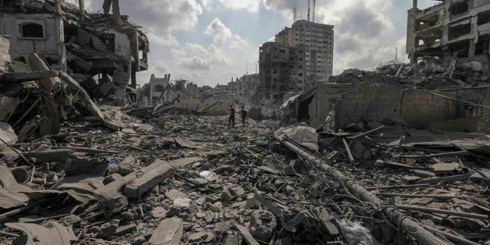 Gazze'den kaçış: 260 binden fazla Filistinli evlerini terk etti