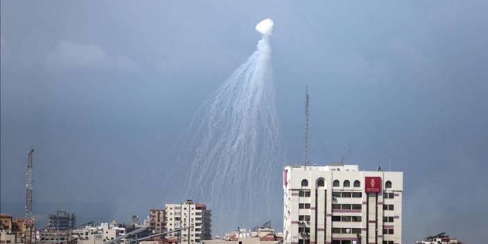 İsrail çocuk hastanesine fosfor bombasıyla saldırdı