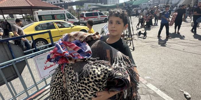 İsrail kabusu yaşatıyor: Ölümden kaçan 35 bin kişi hastaneye sığındı