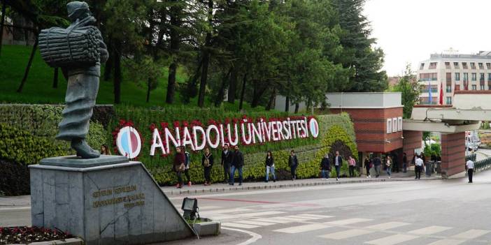 Anadolu Üniversitesi'nden intihar eden öğrenci için 'elim hadise' açıklaması