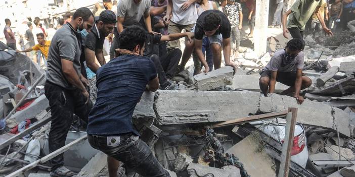 Gazze'de yaşam mücadelesi sürüyor: Ölülerin vücutlarında olağan dışı silahlar kullanılmış