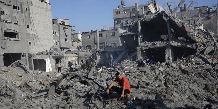 Filistin Sağlık Bakanlığı'ndan korkutan açıklama: Gazze'de insani felakete saatler kaldı