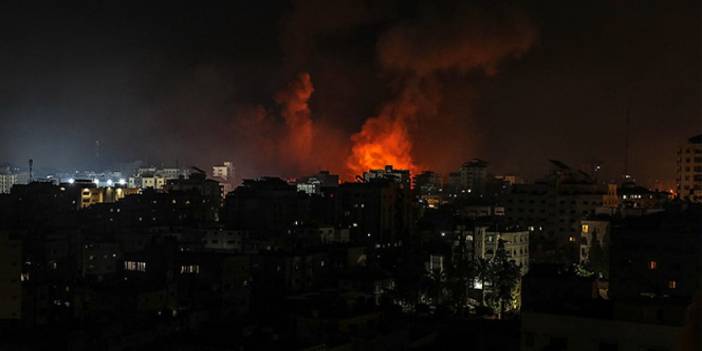 İsrail Gazze'yi tamamen kuşattığını duyurdu