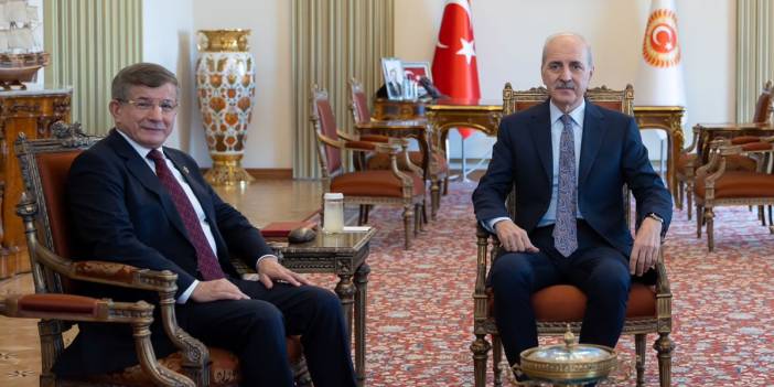 Ahmet Davutoğlu ve Numan Kurtulmuş bir araya geldi