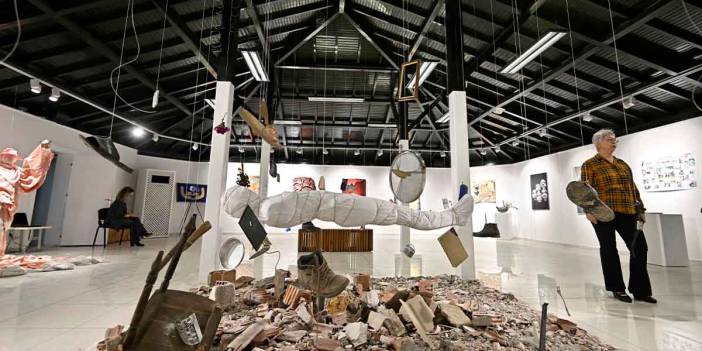 Depremi sanatla anlattılar