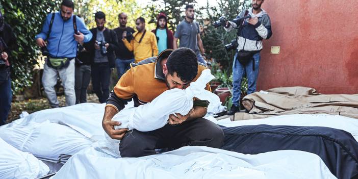 İsrail'in saldırılarında Gazze'de can kaybı 14 bini aştı